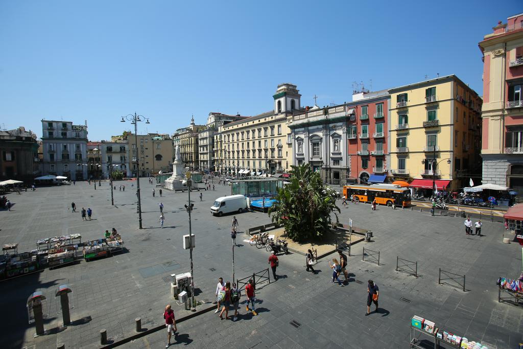 The Dante House By House In Naples Bed and Breakfast Εξωτερικό φωτογραφία